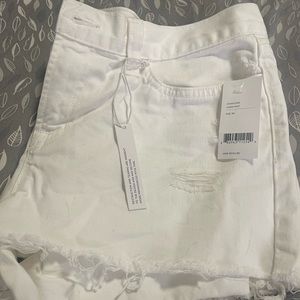 NWT J Brand White Jean Shorts Size 30!